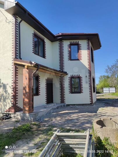 Дом 180 м² на участке 12 сот.