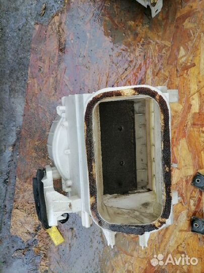 Мотор отопителя салона (Моторчик печки) Mitsubishi