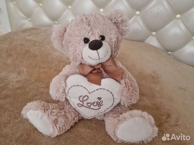 Плюшевый медведь
