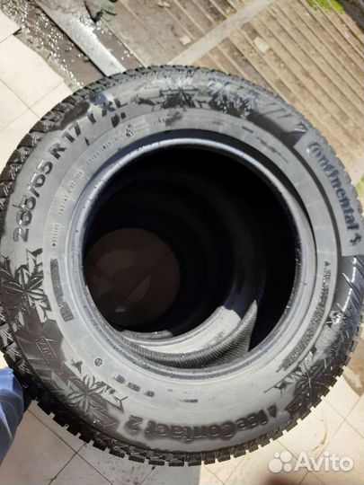 Continental IceContact 2 265/65 R17