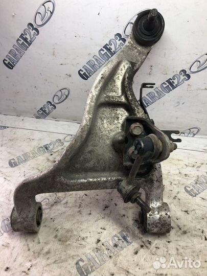 Рычаг правый верхний задний Nissan Murano z50