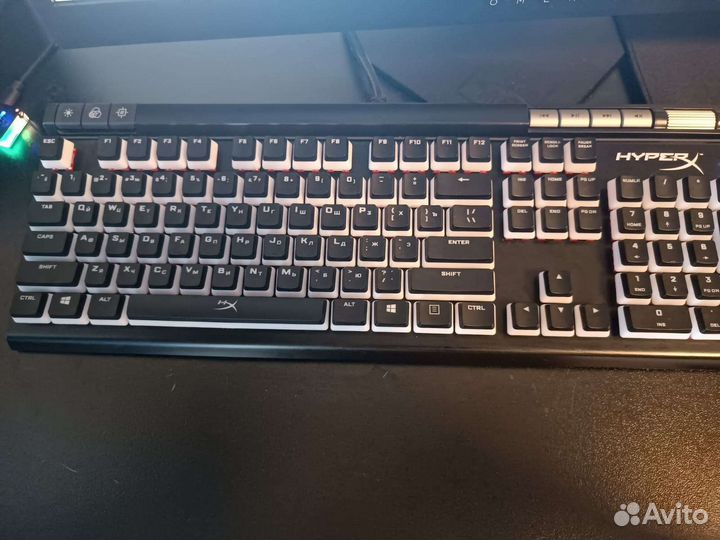Механическая клавиатура hyperx alloy elite 2