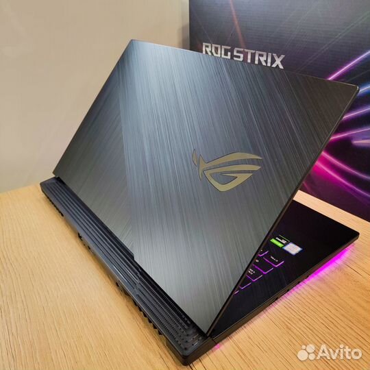 Игровой Asus ROG Strix G17 i7 9750H GTX1650 16/512