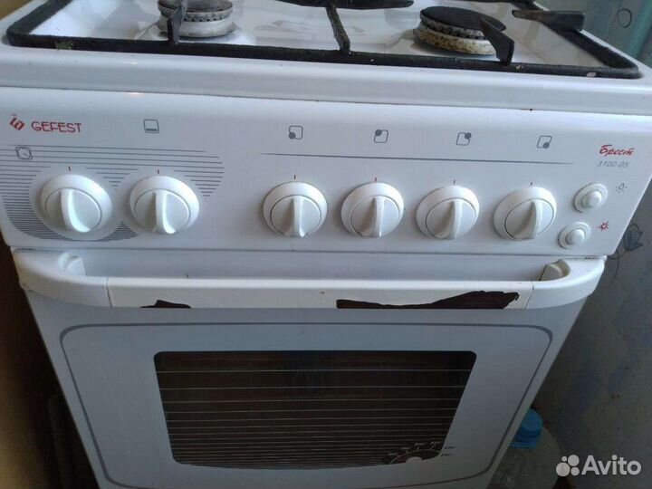Газовая плита бу Гефест 50см