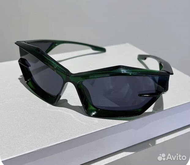 Очки в стиле Givenchy