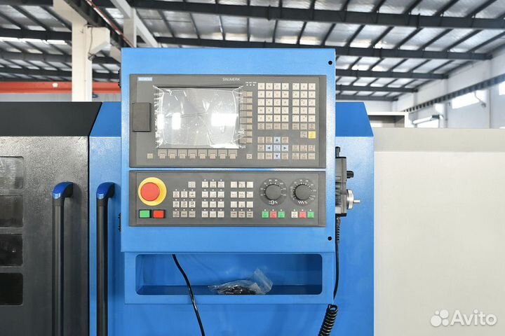 Токарный станок по металлу c чпу