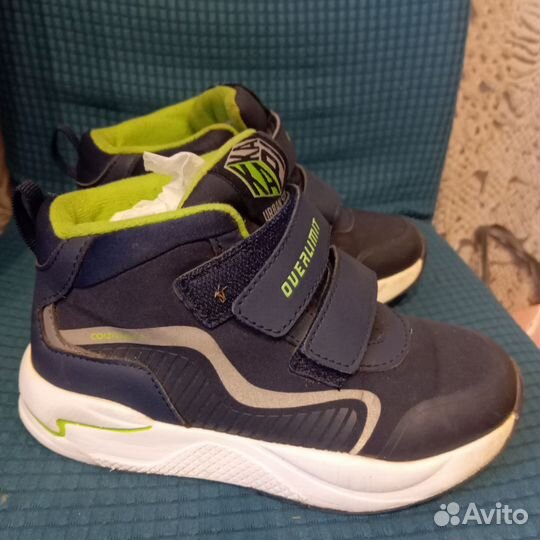 Ботинки демисезонные для мальчика 30р