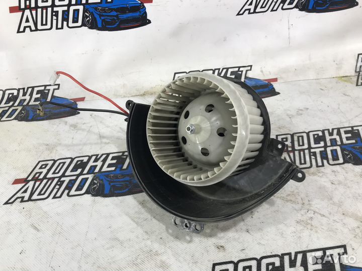 Моторчик отопителя Opel Astra H 93191900