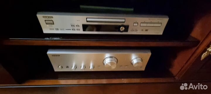 Усилитель Onkyo A-9755, акустика B&W 703