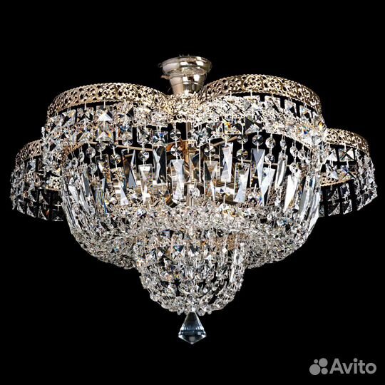 Потолочная люстра 