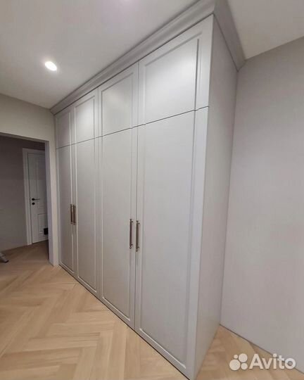 Прихожая с зеркалом под ключ