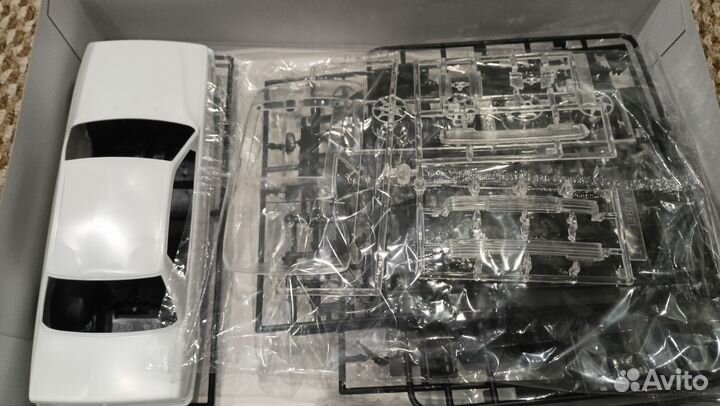 Сборная модель Laurel medalist club L