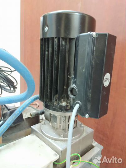 Чиллер для охлаждения воды