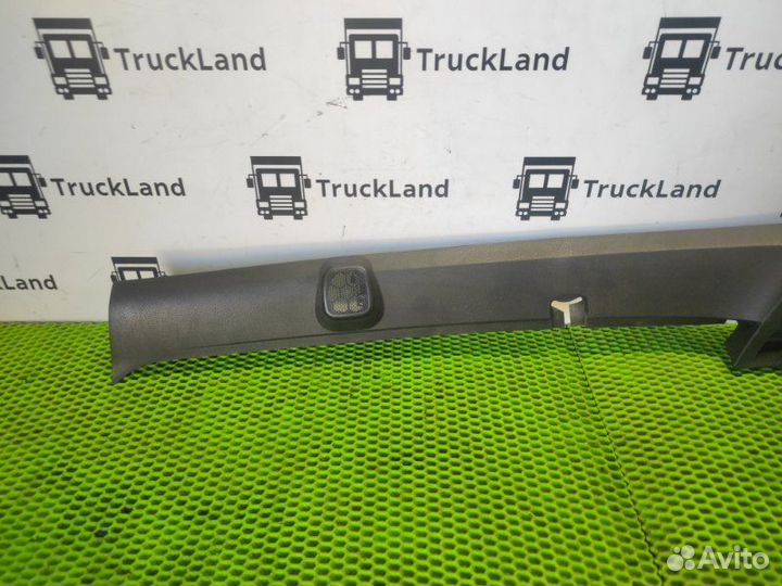 Накладка стойки лобового стекла левая Man Tgx 2012