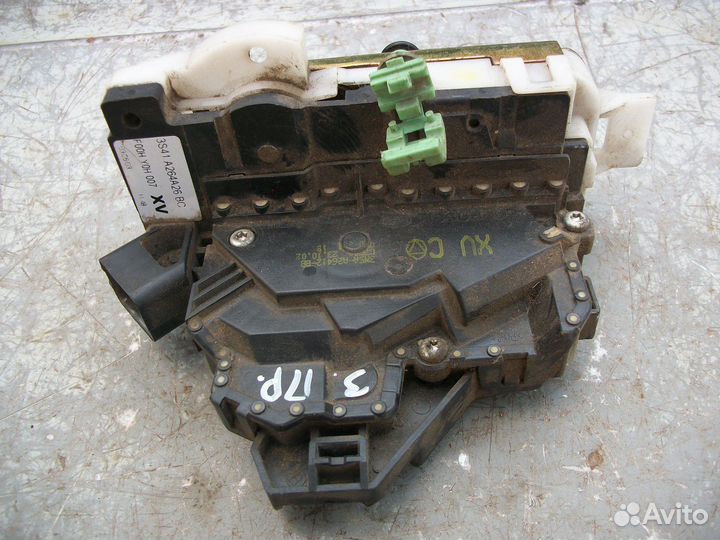 Замок правой двери Форд Фокус 1