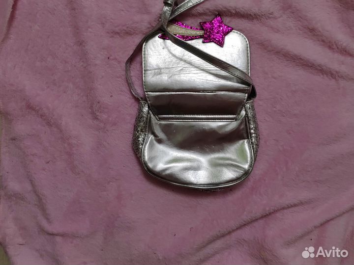 Сумочки и рюкзак для девочки