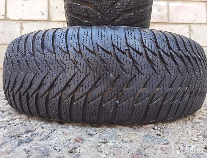 Goodyear UltraGrip 8 205/60 R16 96H