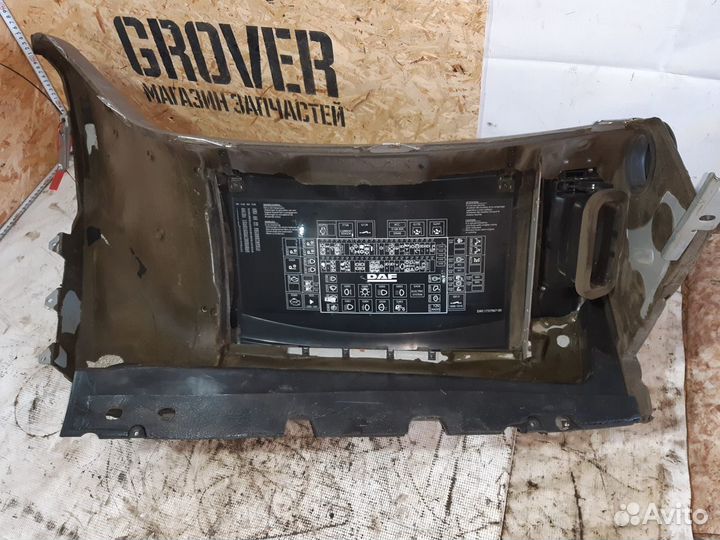 Корпус панели приборов правая сторона XF105 DAF