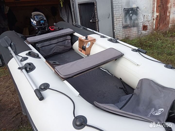 Лодка ривьера 360
