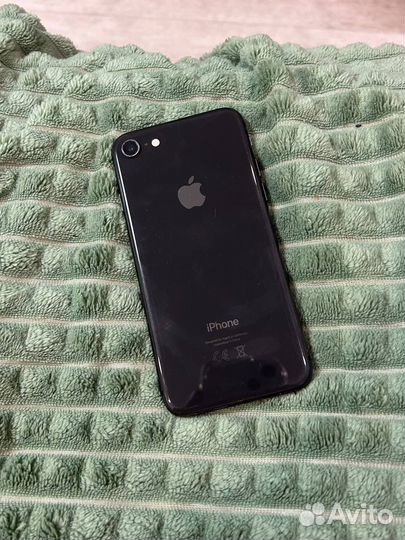 iPhone 8, 64 ГБ