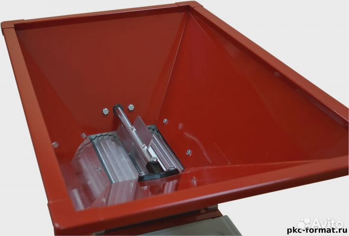 Ручной измельчитель с гребнеотделителем «molinara»