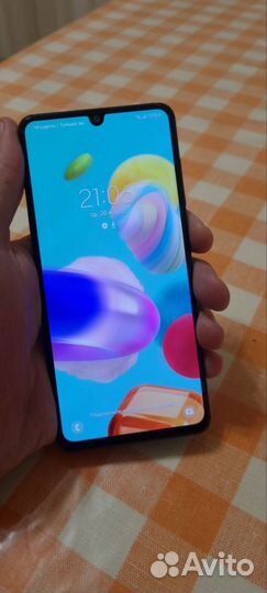 Samsung Galaxy A41, 4/64 ГБ