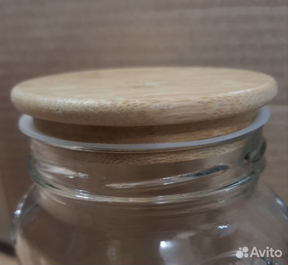 Банка стекло большая с крышкой