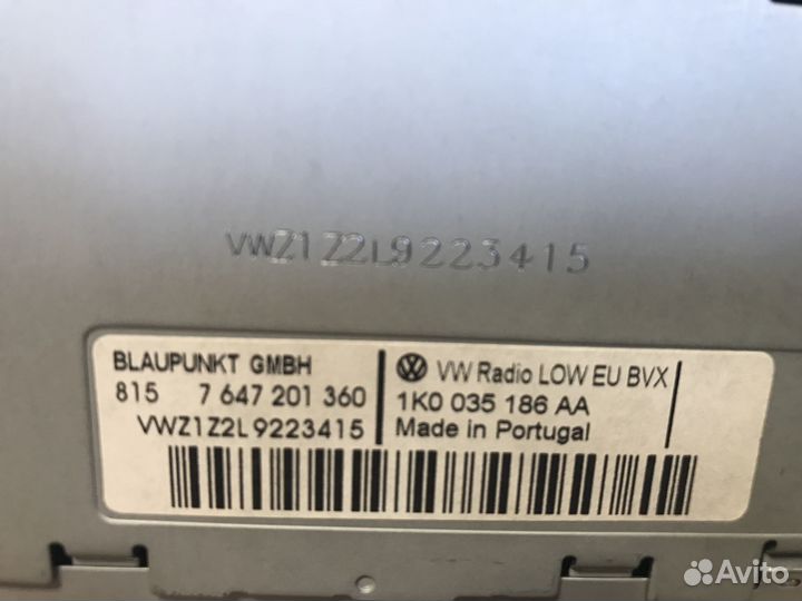 Магнитола штатная Volkswagen Touareg б/у оригинал