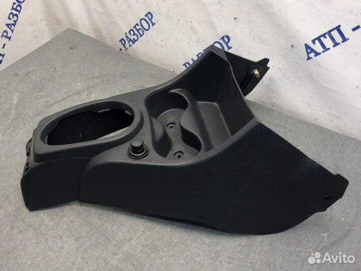 Накладка центр консоли Nissan Almera g15