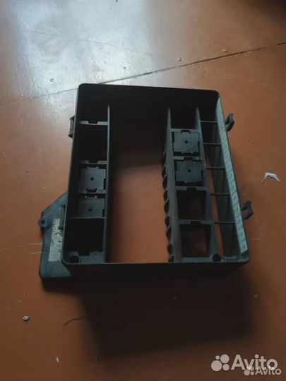 Корпус Блока предохранителей бмв е34