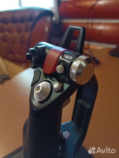Рус Saitek x52 pro