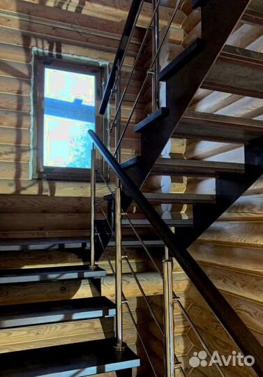 Лестница г-образная на дачу
