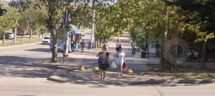 1-я лин Супертрафик. Магазин/Общепит пр Победы 60м