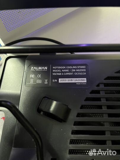 Подставка с охлаждением для ноутбука