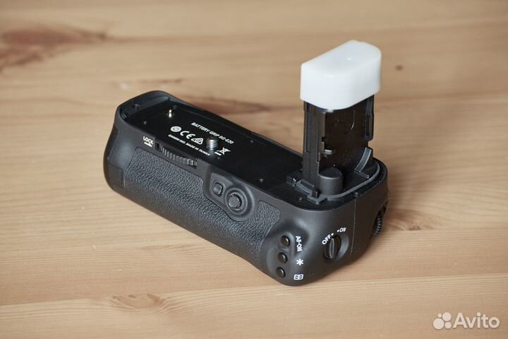Canon BG-E20 (ориг, для Canon 5D Mark IV)