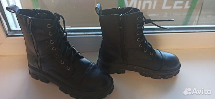 Демисезонные детские сапоги 33размер