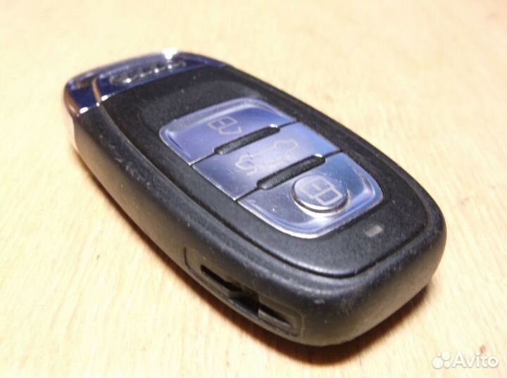 8K0 959 754 H Audi remote key 3 buttons 868MHz
