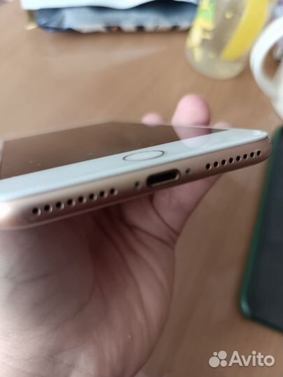 iPhone 8 Plus, 64 ГБ