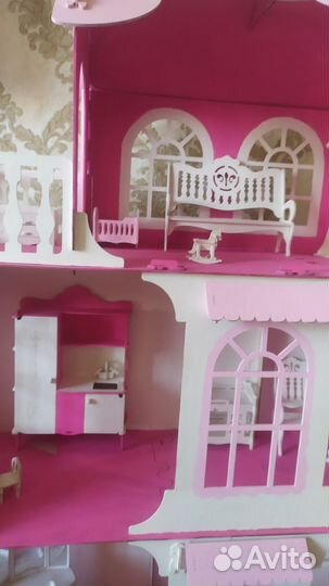 Домик кукольный