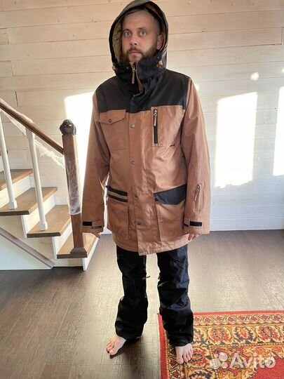 Сноубордический костюм мужской