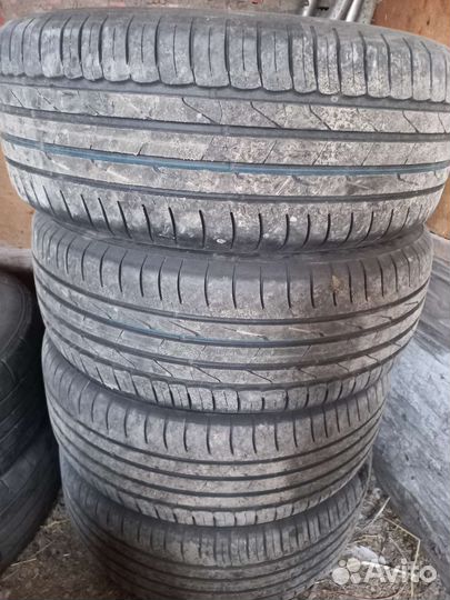 Nokian Tyres Hakka Blue 3 215/60 R16 99V