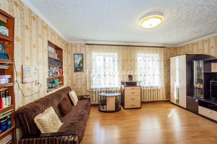 Дом 100 м² на участке 5 сот.