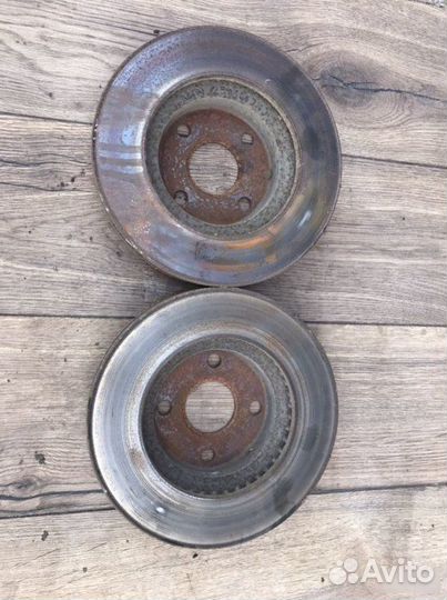 Тормозные диски переднее Lifan Solano 620 1.5 2010