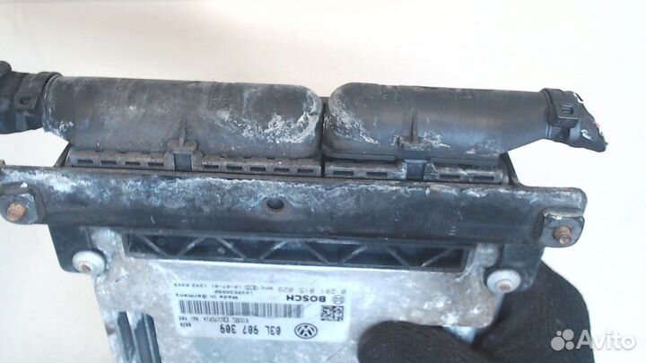 Блок управления двигателем Volkswagen Passat CC, 2010