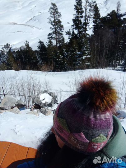 Шапка с помпоном