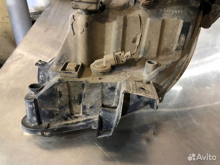 Renault kangoo фара передняя правая