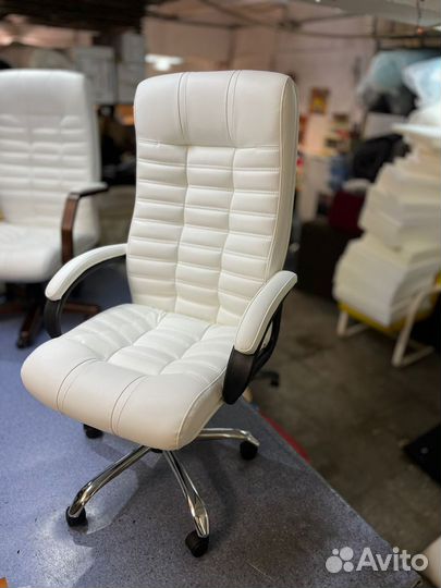 Кресло офисное