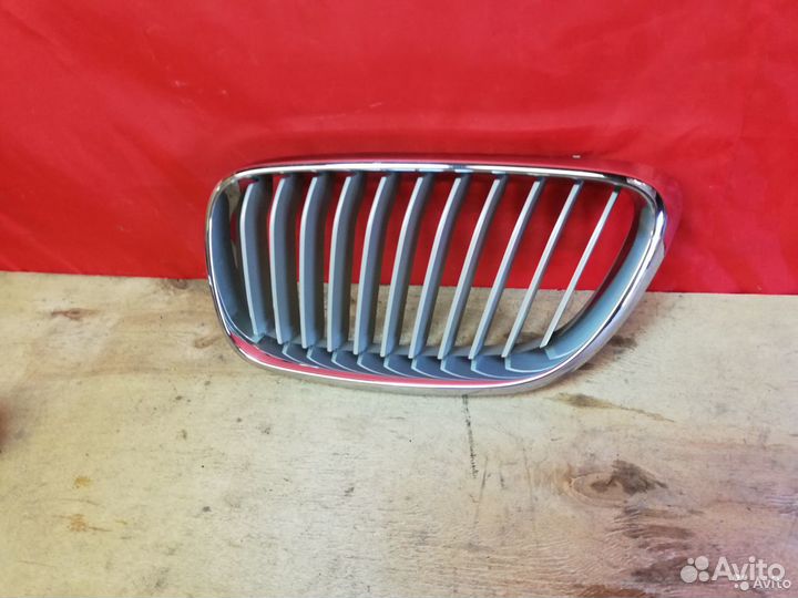 Решетка радиатора левая BMW F22 F23