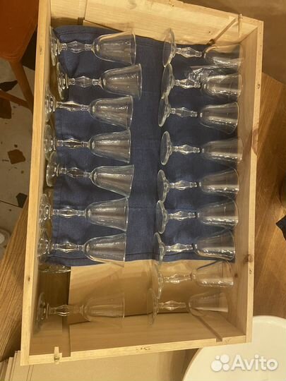 Стеклянная посуда рюмки стаканы