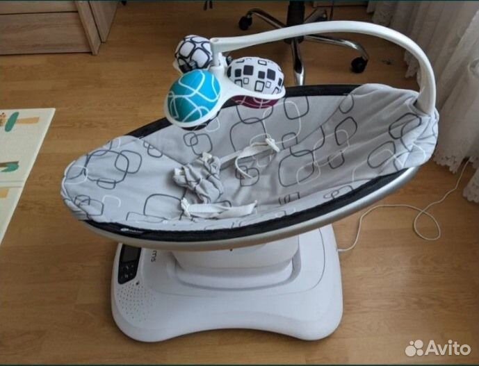 Шезлонг качелька Мамару Mamaroo 4moms 4.0